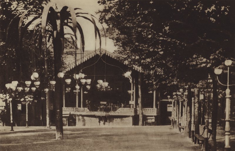 كشك موسيقى Bal Mabille (صورة بالأبيض والأسود) بواسطة (بعد) مصور فرنسي