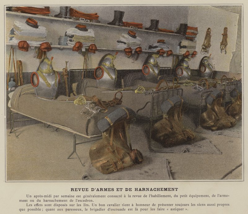 Revue D'Armes et de Harnachement (صورة ملونة) بواسطة (بعد) مصور فرنسي