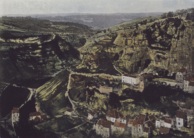 Roc-Amadour، A view of the Causse de Gramat (صورة ملونة) بواسطة (بعد) مصور فرنسي