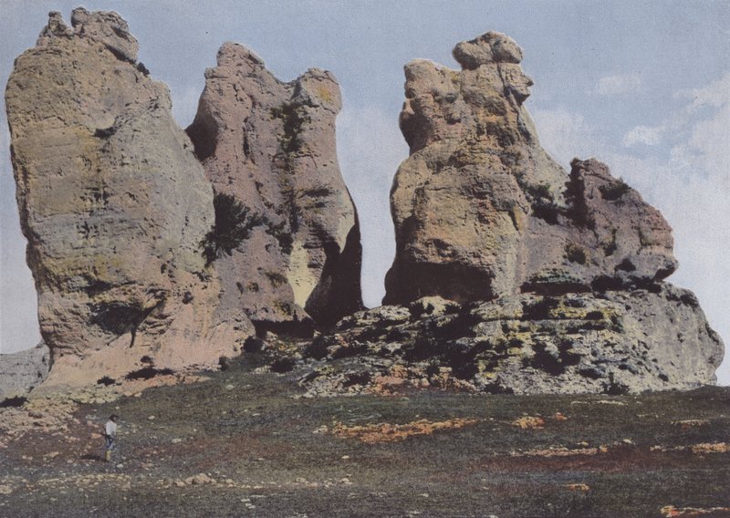 Roquesourde (صورة ملونة) بواسطة (بعد) مصور فرنسي