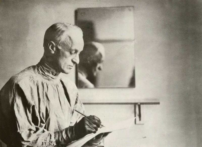 Harvey Cushing, neurosurgeon, portrait (b/w photo) بواسطة المصور الأمريكي (بعد)