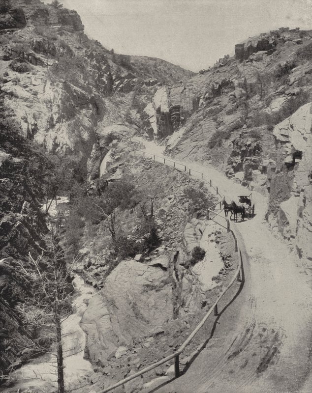 Ute Pass (صورة b / w) بواسطة المصور الأمريكي (بعد)