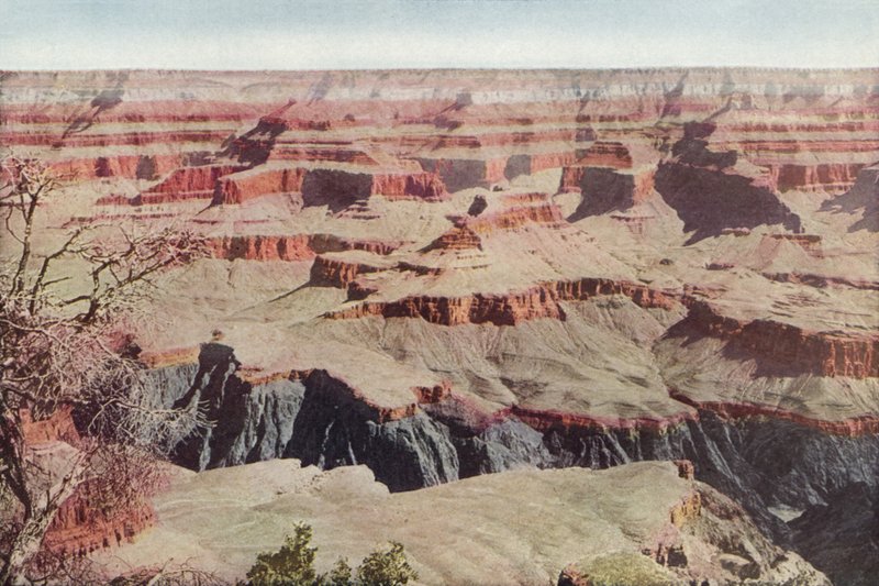 جراند كانيون ، أريزونا ، ينظر عبر نقطة Yavapai (صورة ملونة) بواسطة مصور أمريكي
