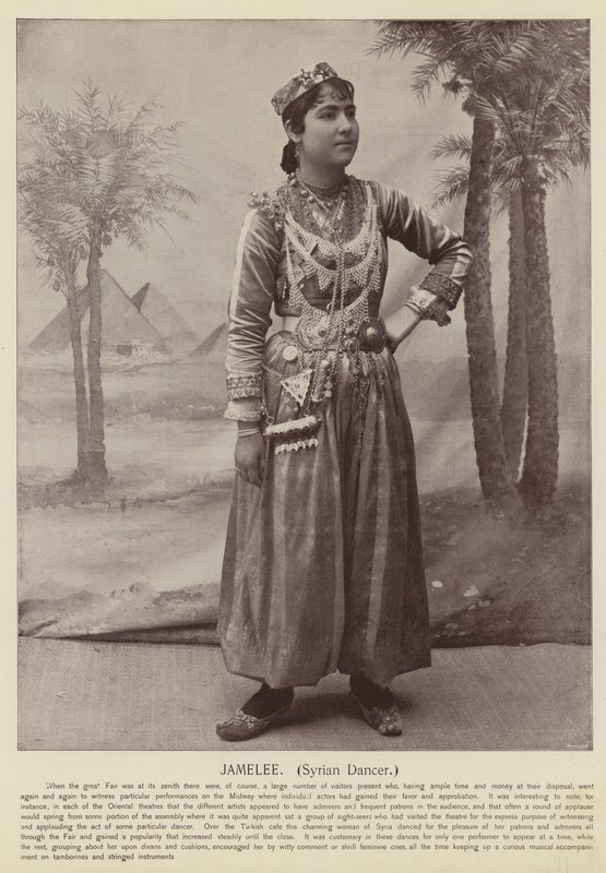 جميل - راقصة سورية بواسطة مصور أمريكي