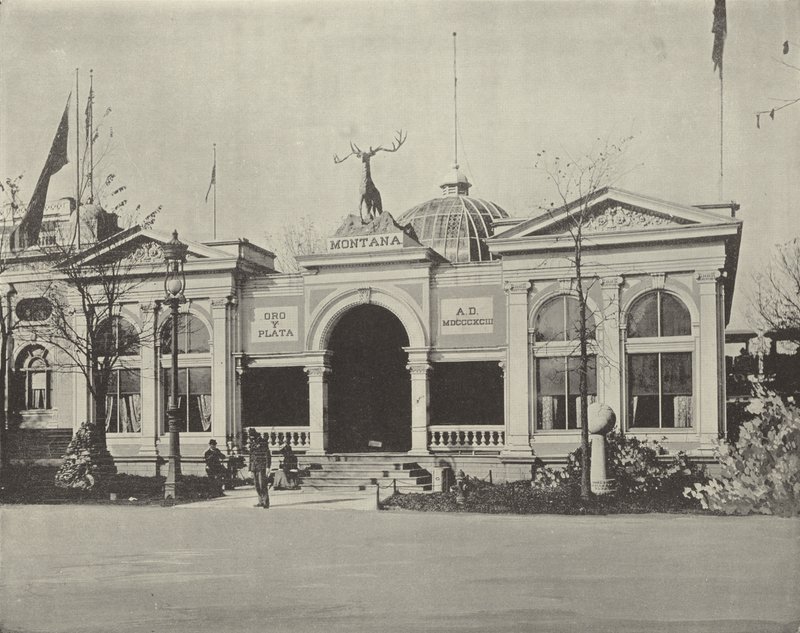 مبنى مونتاناس بواسطة مصور أمريكي