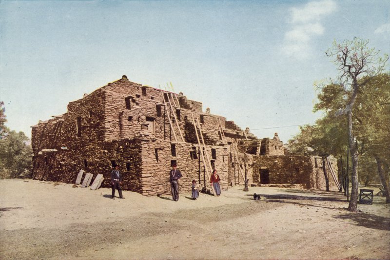 The Hopi House ، جراند كانيون ، أريزونا (صورة ملونة) بواسطة مصور أمريكي