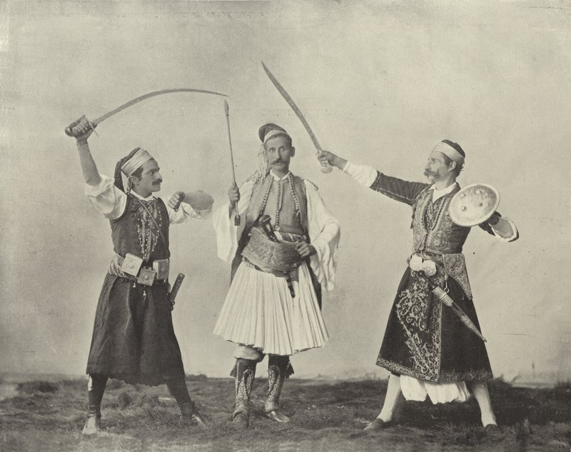 رقص السيف الفارسي بواسطة مصور أمريكي
