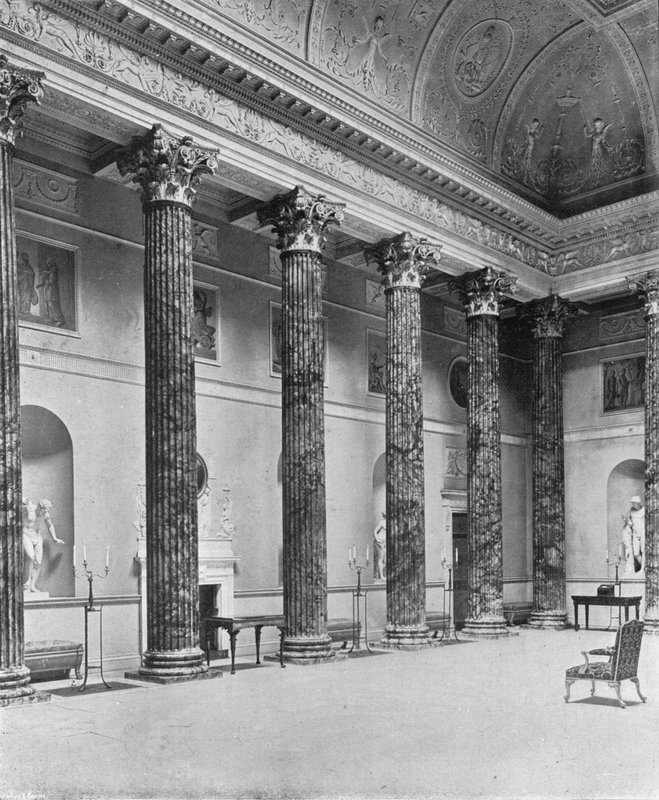 Kedleston Hall: The Marble Hall (b/w photo) بواسطة تشارلز لاثام