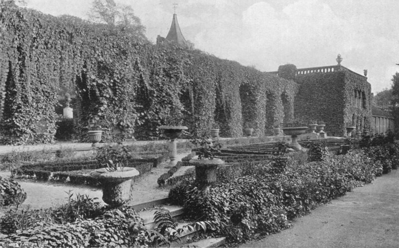 The Box Garden Terrace (صورة b / w) بواسطة تشارلز لاثام