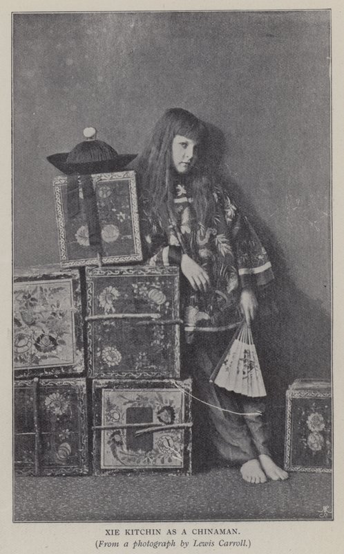Xie Kitchin في دور صيني (صورة b / w) بواسطة تشارلز لوتويدج دودجسون