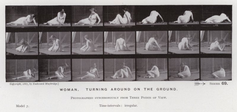 The Human Figure in Motion: Woman, turning around on the ground (b/w photo) بواسطة ايدويرد مويبريدج