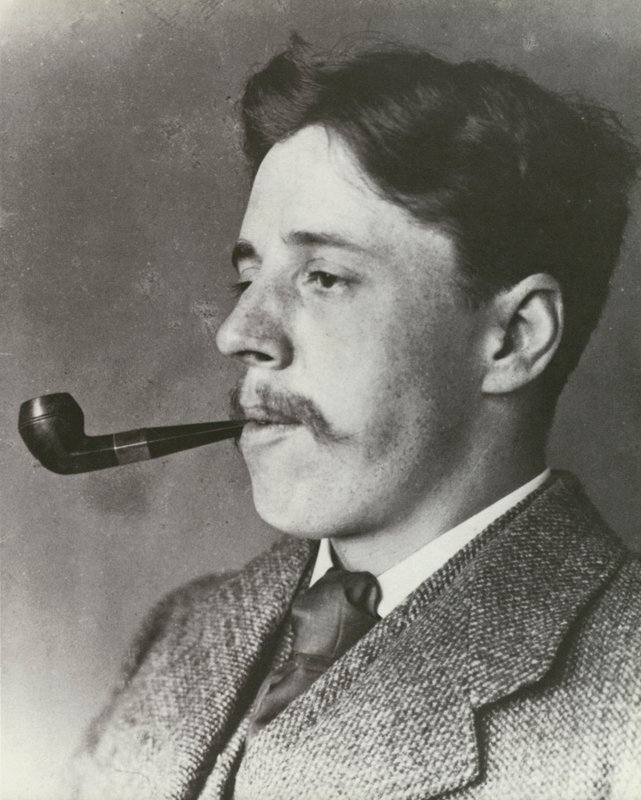 Arnold Bennett, smoking a pipe, portrait (b/w photo) بواسطة مصور انجليزى