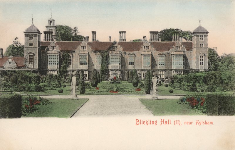 Blickling Hall, Norfolk (photo) بواسطة مصور انجليزى
