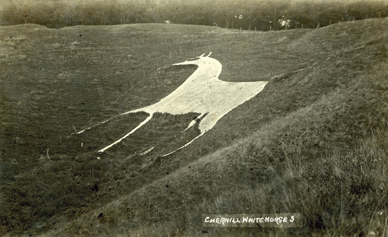 Cherhill White Horse (صورة b / w) بواسطة مصور انجليزى