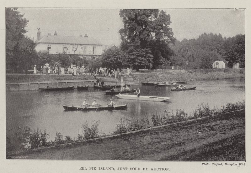 Eel Pie Island ، تم بيعه للتو بالمزاد بواسطة مصور انجليزى