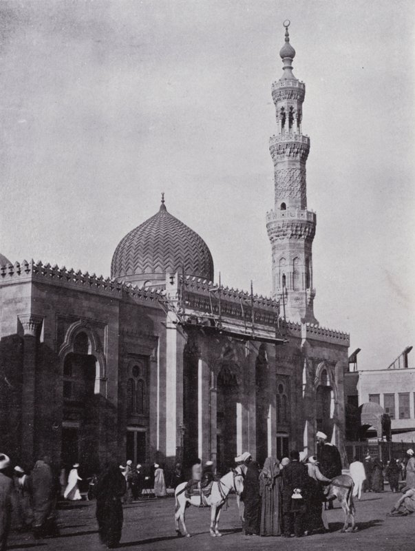 مصر: مسجد السيدة زينب ، السيدة زينب (b / w photo) بواسطة مصور انجليزى