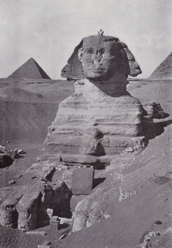 Egypt: The Sphynx (b/w photo) بواسطة مصور انجليزى