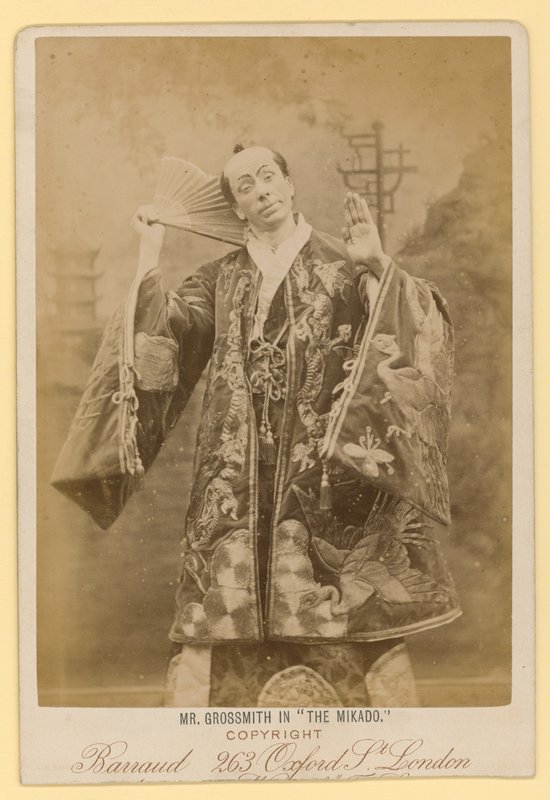 جورج غروسميث مثل Ko-Ko في The Mikado بواسطة مصور انجليزى