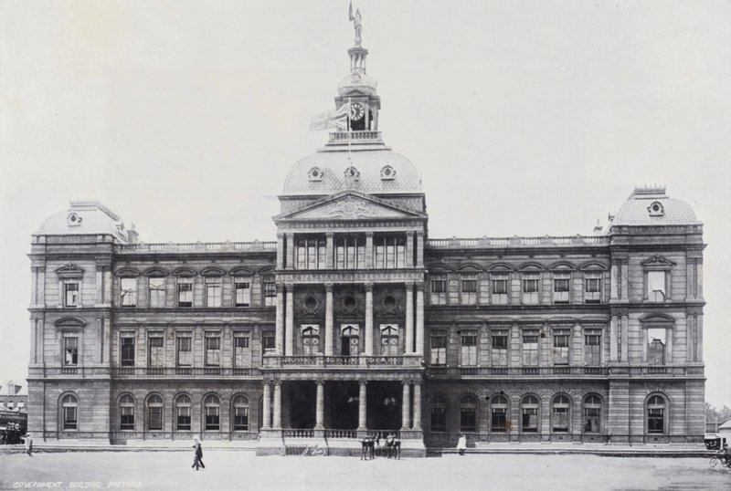 Government Building, Pretoria (b/w photo) بواسطة مصور انجليزى