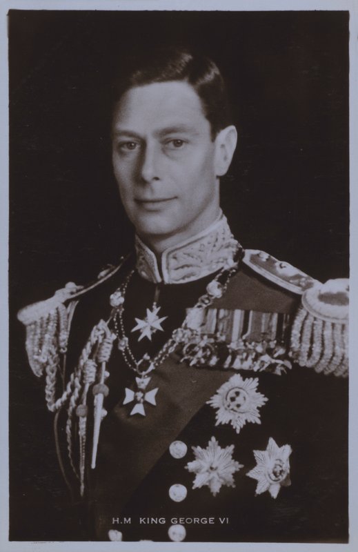 جلالة الملك جورج السادس (b / w photo) بواسطة مصور انجليزى