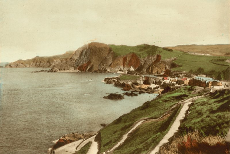 Ilfracombe و Lantern Hill و Hillsborough بواسطة مصور انجليزى
