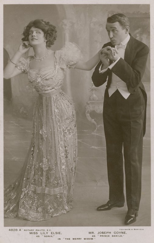 ليلي إلسي وجوزيف كوين في The Merry Widow بواسطة مصور انجليزى