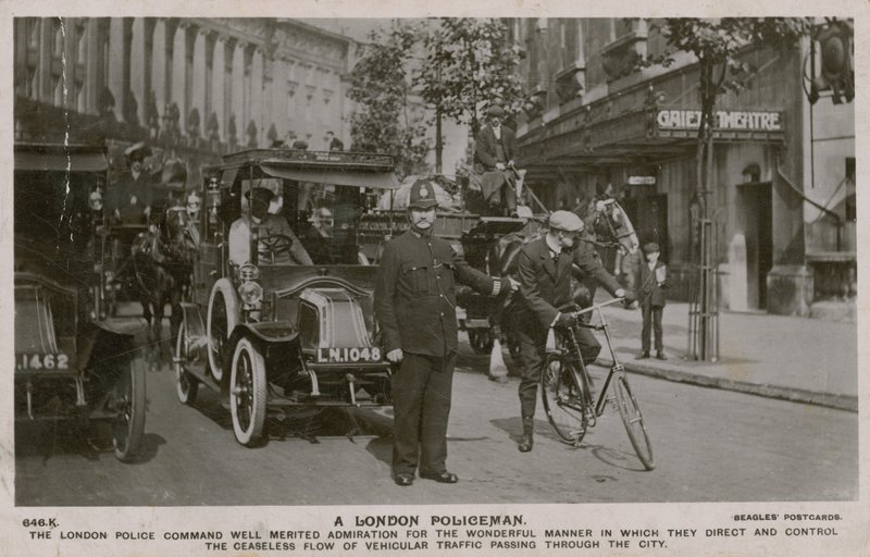 شرطي لندن. تم إرسال البطاقة البريدية في 4 يوليو 1913. بواسطة مصور انجليزى