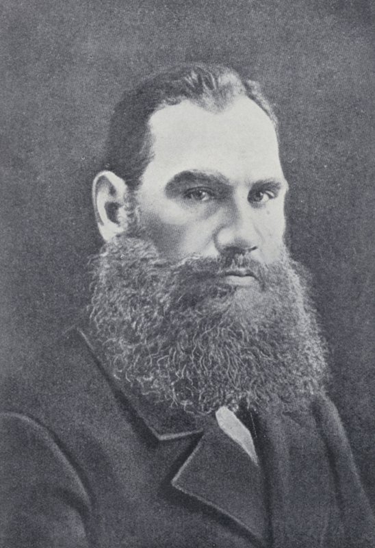 Lyoff Nikolaievich Tolstoi (b/w photo) بواسطة مصور انجليزى