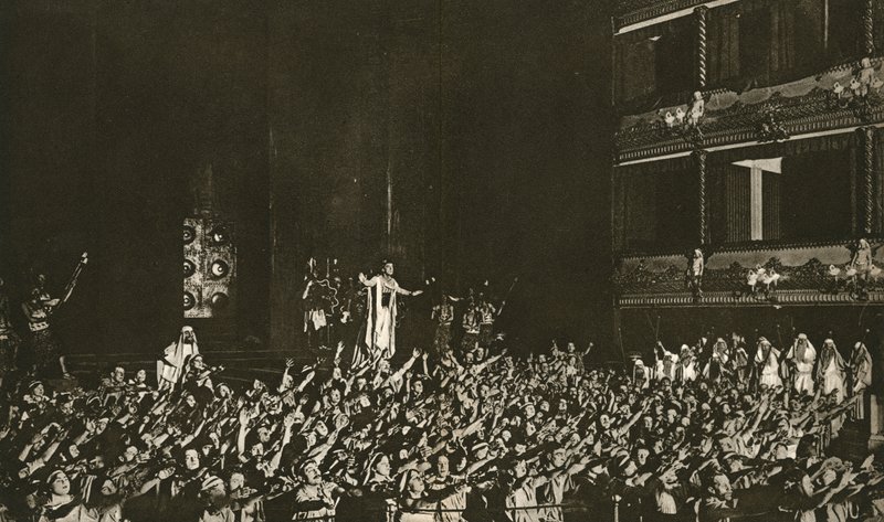 ماكس راينهاردتس أوديب ريكس مع جون مارتن هارفي في عام 1912 بواسطة مصور انجليزى