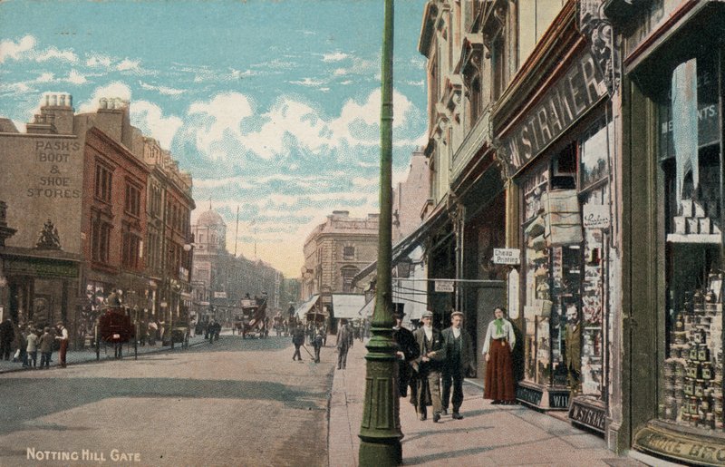 Notting Hill Gate, London (photo) بواسطة مصور انجليزى