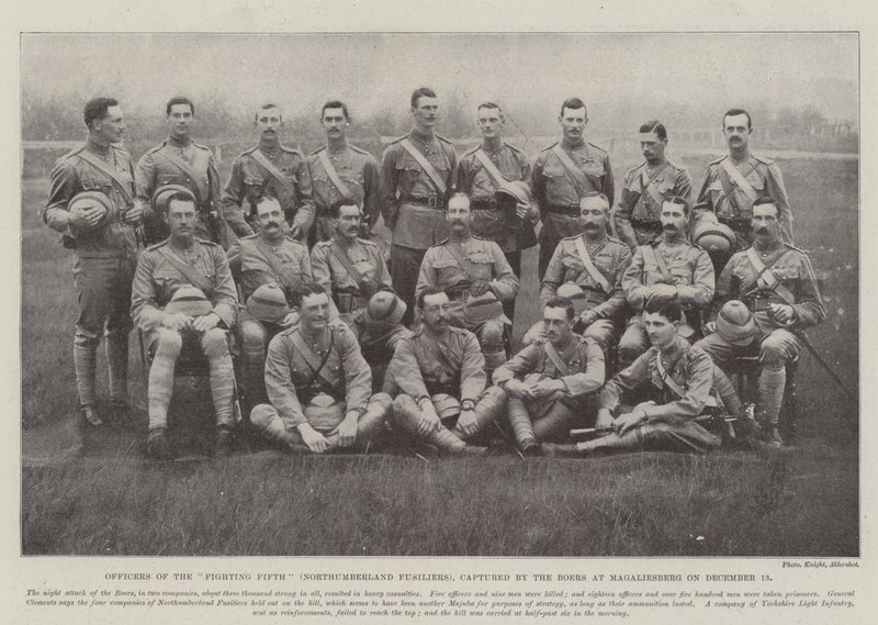 ضباط القتال الخامس (Northumberland Fusiliers) ، استولى عليها البوير في Magaliesberg في 13 ديسمبر بواسطة مصور انجليزى