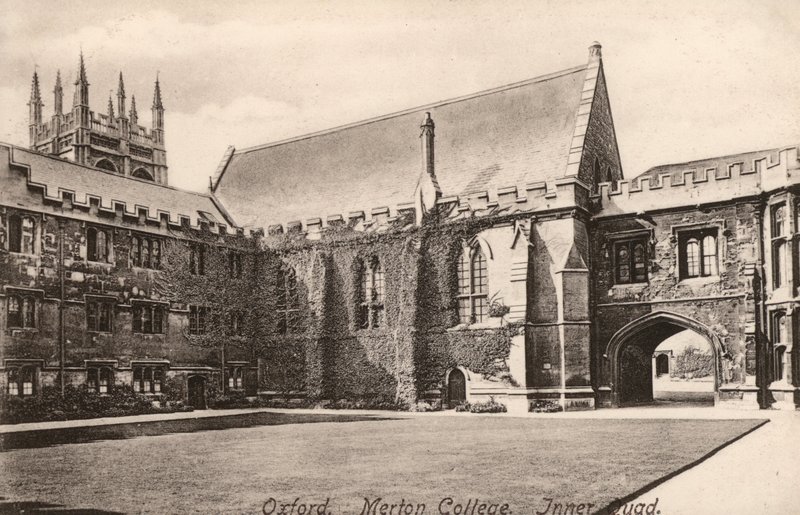 Oxford, Merton College, Inner Quad (b/w photo) بواسطة مصور انجليزى