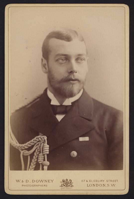 Portrait, George, Duke of York, Future King George V (b/w photo) بواسطة مصور انجليزى