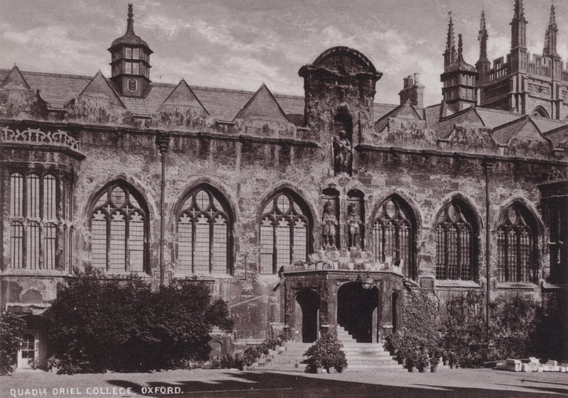 كلية Quadrangle Oriel ، أكسفورد بواسطة مصور انجليزى