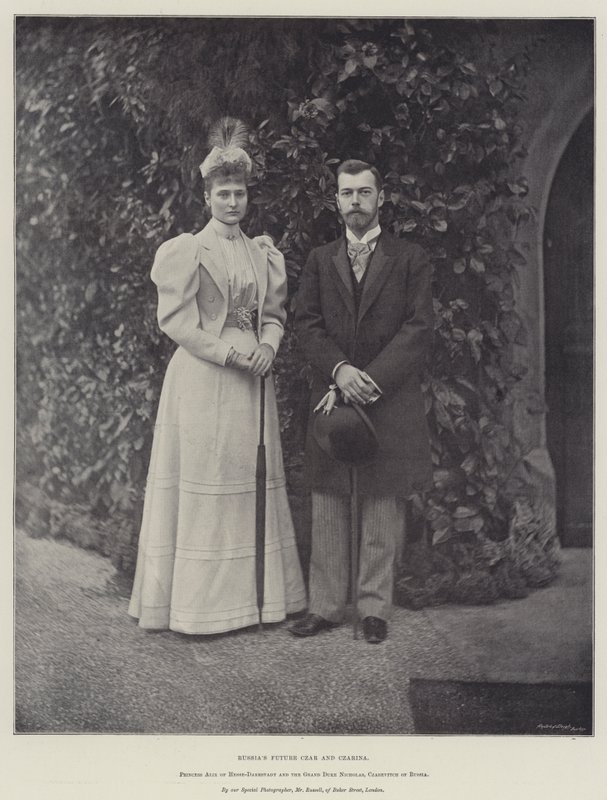 Russias Future Czar and Czarina، Princess Alix of Hesse-Darmstadt and the Grand Duke Nicholas، Czarevitch of Russia بواسطة مصور انجليزى