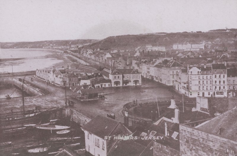 St Heliers, Jersey (b/w photo) بواسطة مصور انجليزى