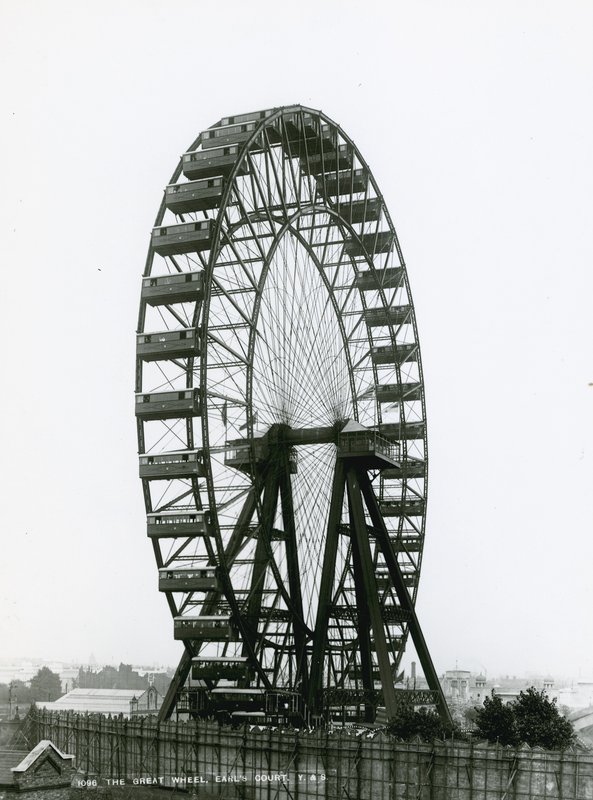 The Great Wheel at Earls Court ، لندن بواسطة مصور انجليزى