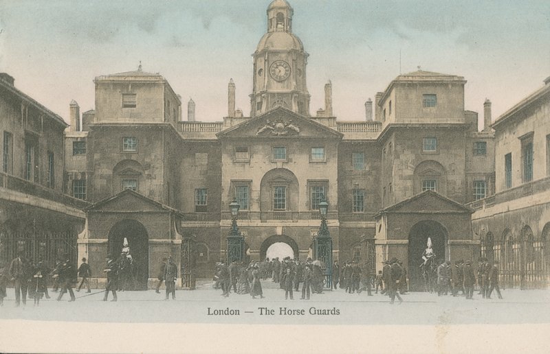 The Horse Guards ، لندن بواسطة مصور انجليزى