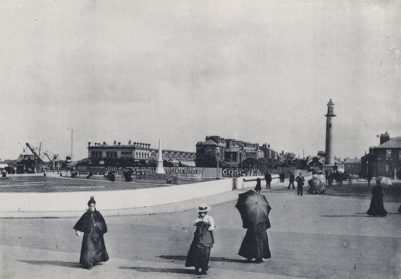 المنارة الخ بواسطة مصور انجليزى
