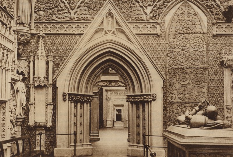 محكمة العصور الوسطى بواسطة مصور انجليزى