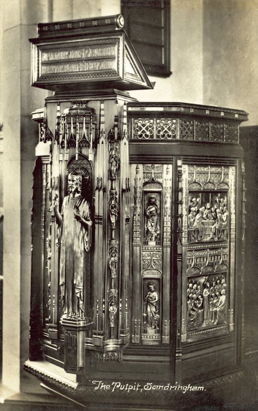 المنبر ، كنيسة القديسة مريم المجدلية ، ساندرينجهام (b / w photo) بواسطة مصور انجليزى