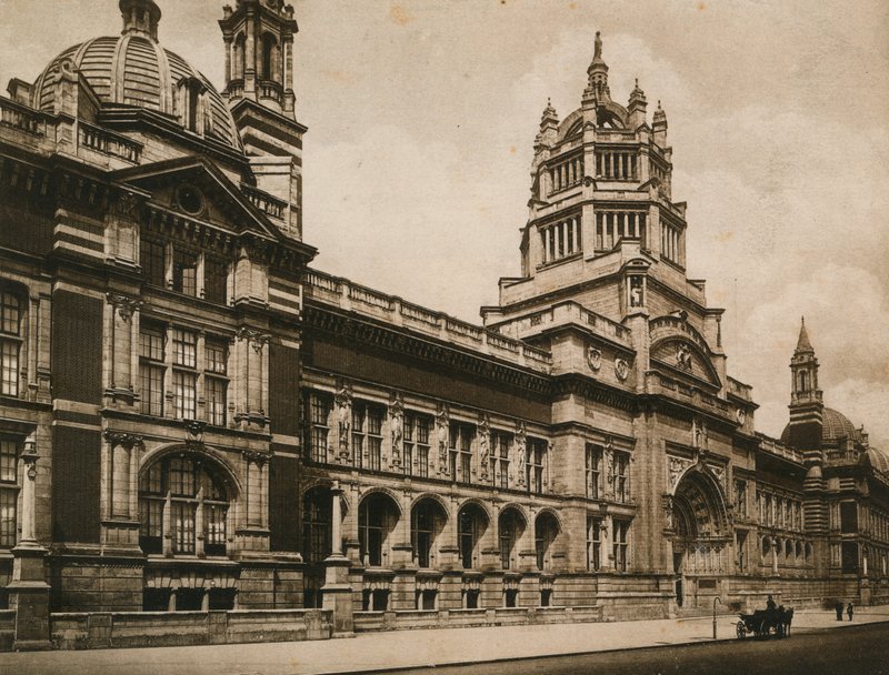 متحف فيكتوريا وألبرت ، 1899 بواسطة مصور انجليزى