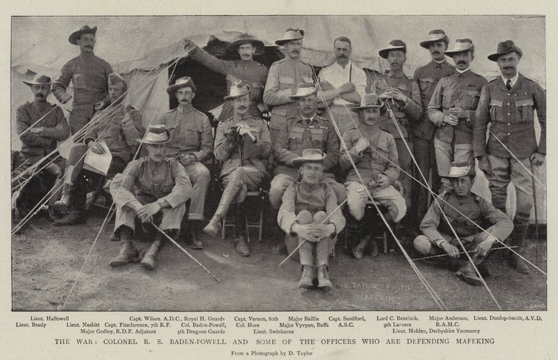 الحرب ، العقيد RS Baden-Powell وبعض الضباط الذين يدافعون عن Mafeking بواسطة مصور انجليزى