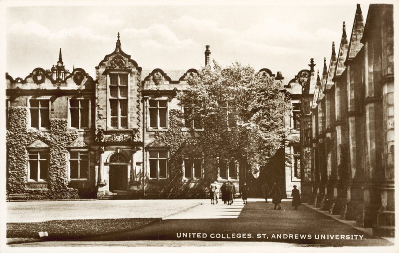 United Colleges, St Andrews University, Scotland (b/w photo) بواسطة مصور انجليزى