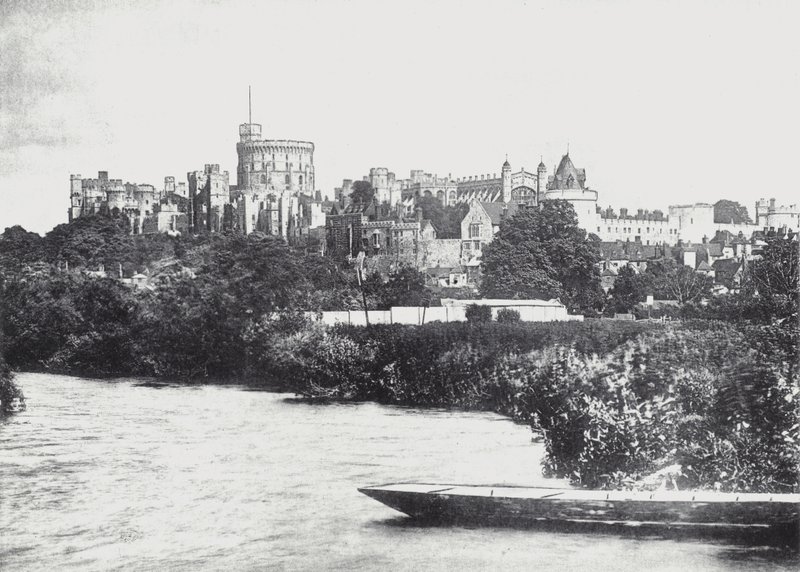 قلعة وندسور من التايمز (صورة b / w) بواسطة مصور انجليزى