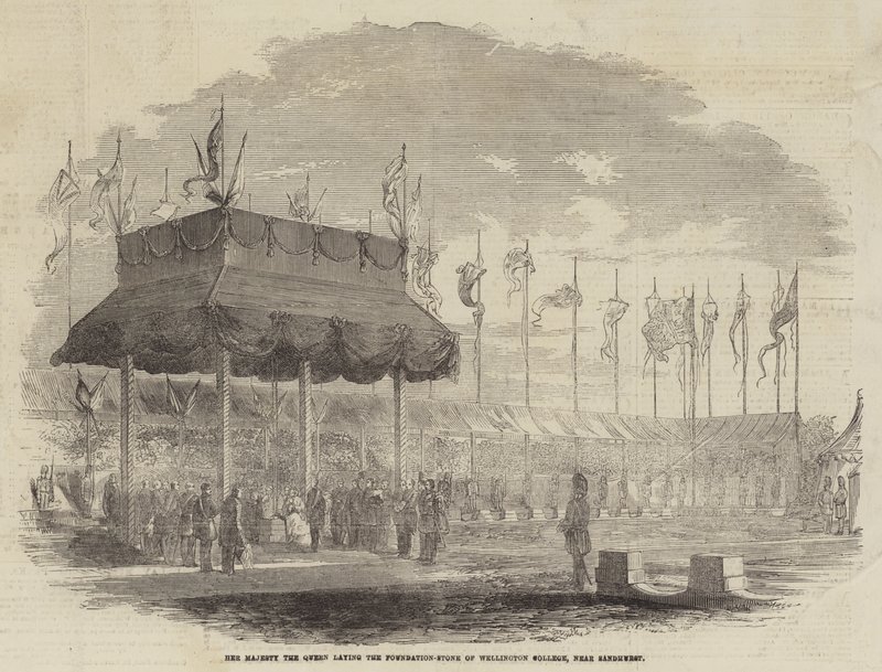 Her Majesty the Queen laying the Foundation-Stone of Wellington College, near Sandhurst (engraving) بواسطة مدرسة اللغة الإنجليزية