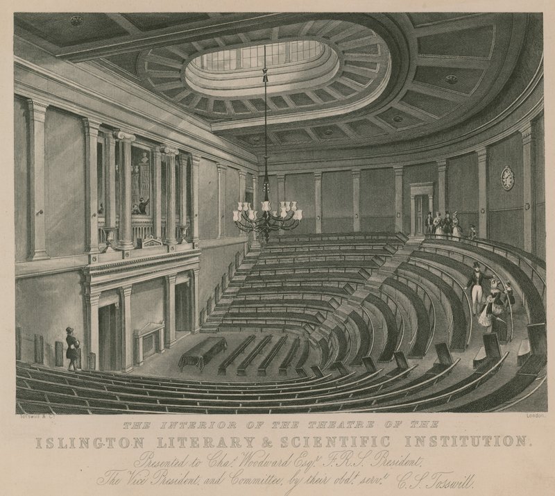 داخل مسرح معهد Islington الأدبي والعلمي بواسطة مدرسة اللغة الإنجليزية