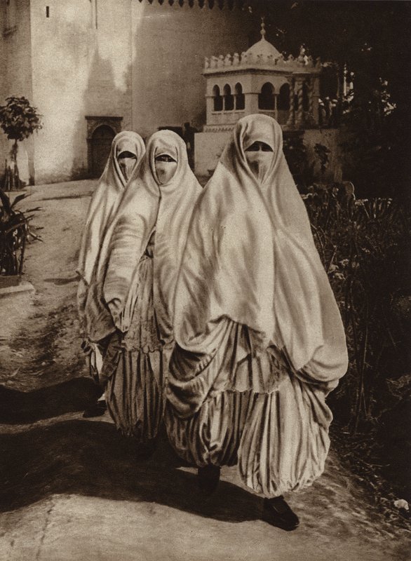  بواسطة المصور الأوروبي