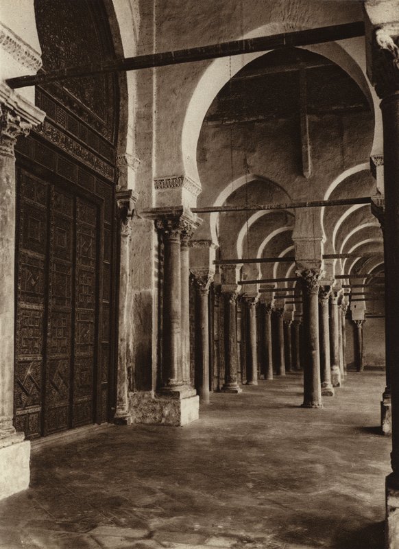  بواسطة المصور الأوروبي