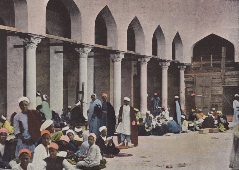 جامع الظاهر بك في القاهرة بواسطة المصور الأوروبي